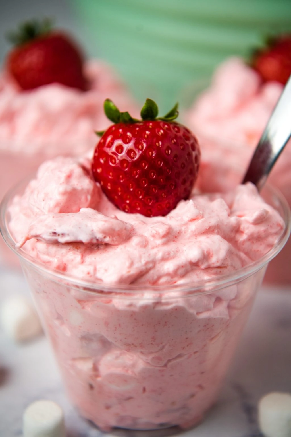 Keto strawberry fluff