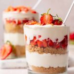 protein-cheesecake-jars