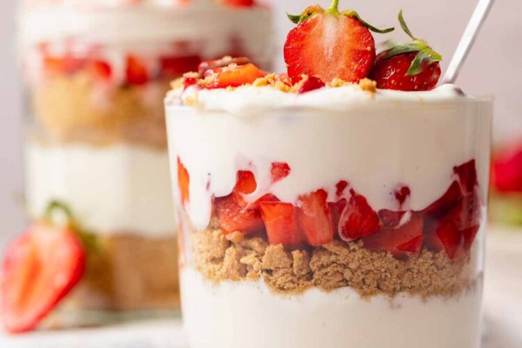 protein-cheesecake-jars